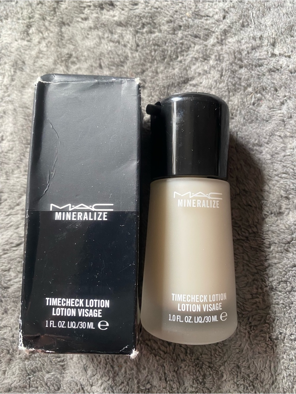 MAC Cosmetics Mineralize Timecheck Lotion - Beige